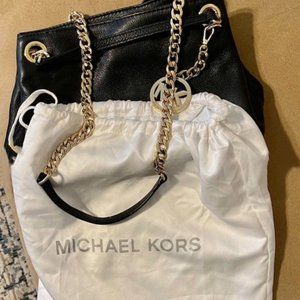 Michael Kors Jet Set Purse
